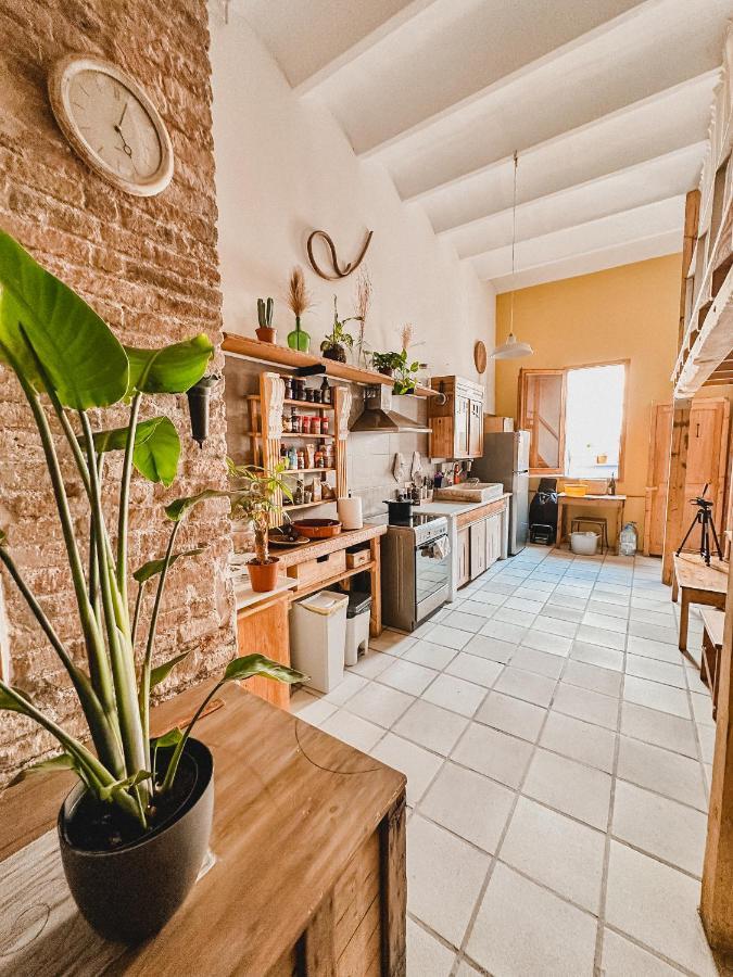 Agradable Piso Compartido Apartment Barcelona Exterior photo